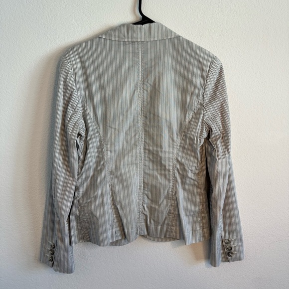 Cabi Women’s Gray Striped Blazer Size 2 - Picture 3 of 7